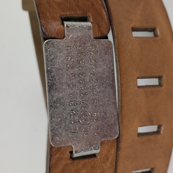 MAISON MARTIN MARGIELA TAN LEATHER CUT OUT DETAIL BELT NUMERIC SILVER BUCKLE 105 - Picture 2 of 15